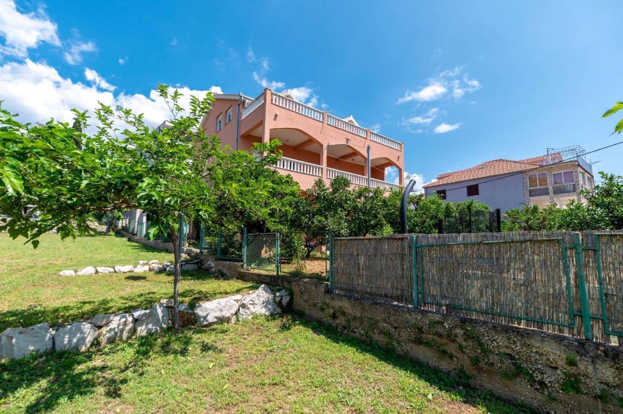 Apartment Lotus Trogir Eksteriør billede