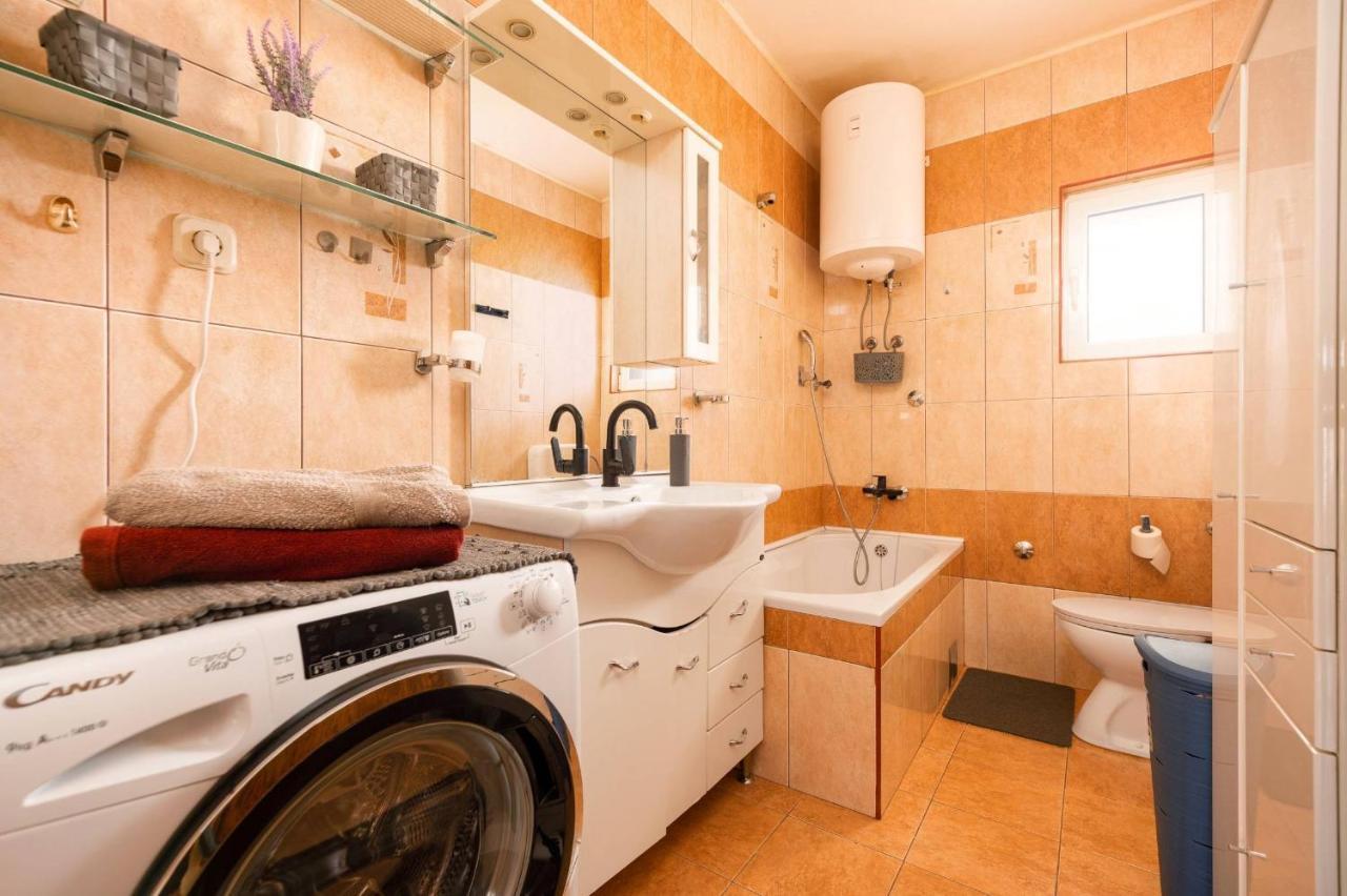 Apartment Lotus Trogir Eksteriør billede